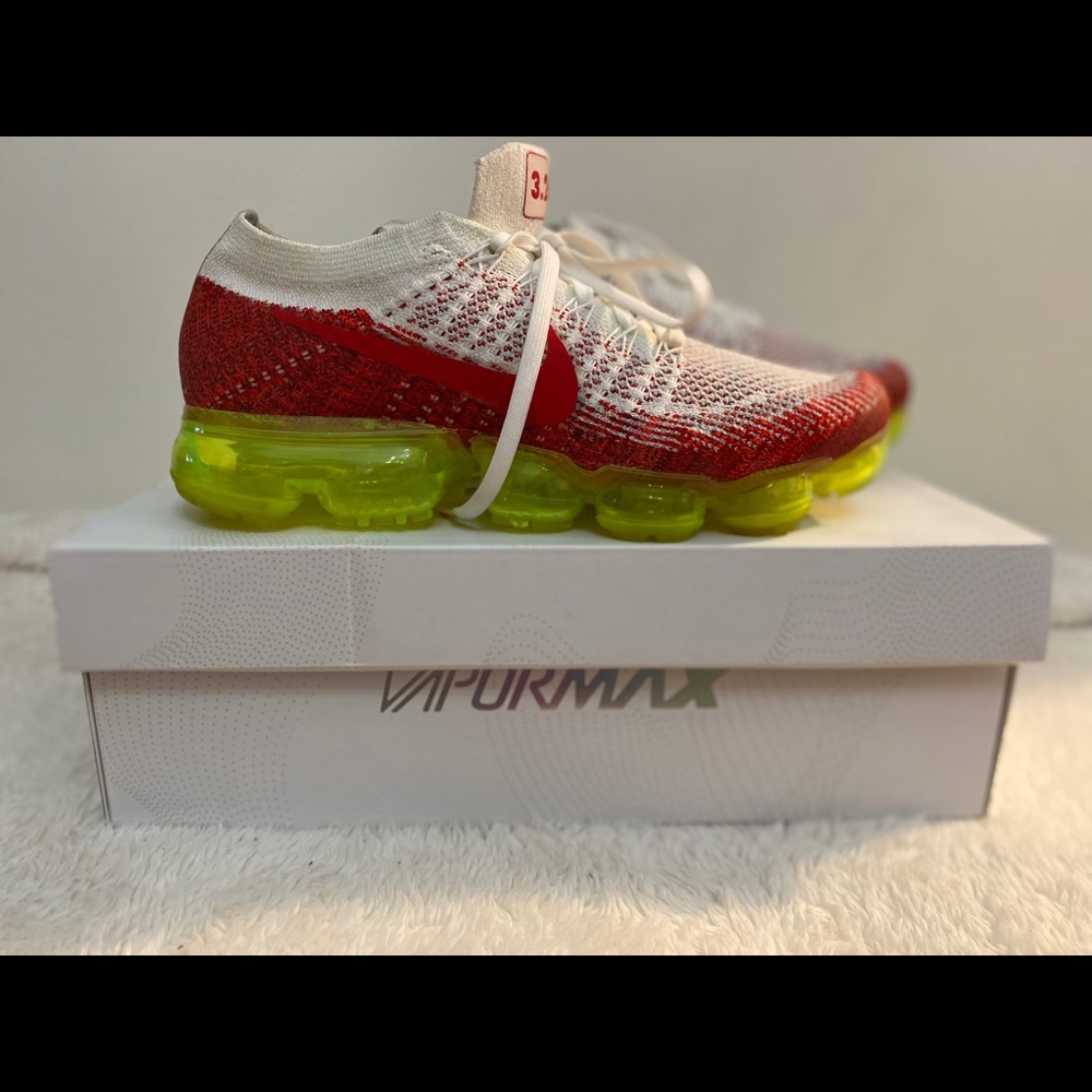 Nike Air Vapormax - Picture 2 of 3
